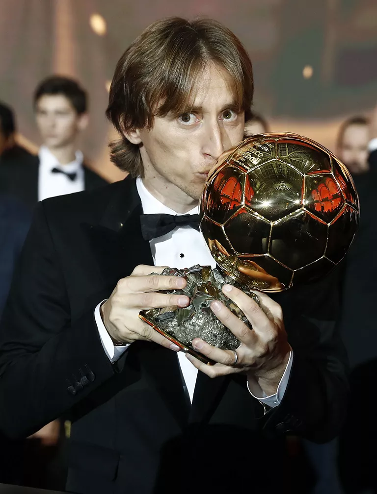 Luka Modrić, Zlatna lopta/ Helios de la Rubia