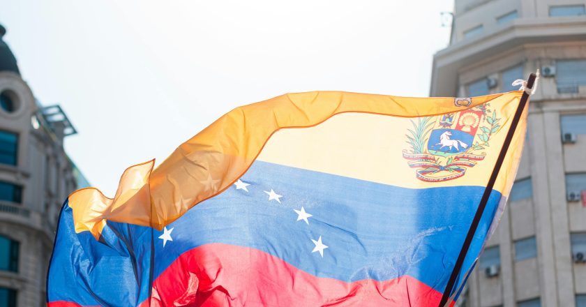 Venezuela: bogatstvo nafte usred političkog potresa